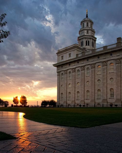 Picture of Nauvoo Temple Path