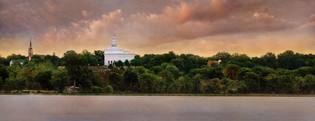 Picture of Nauvoo Across the Mississippi