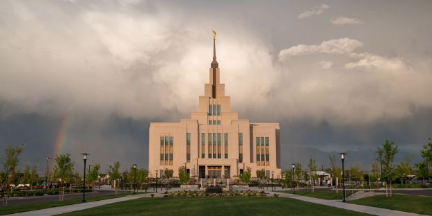 Picture of Saratoga Springs Temple- Clearing Storm